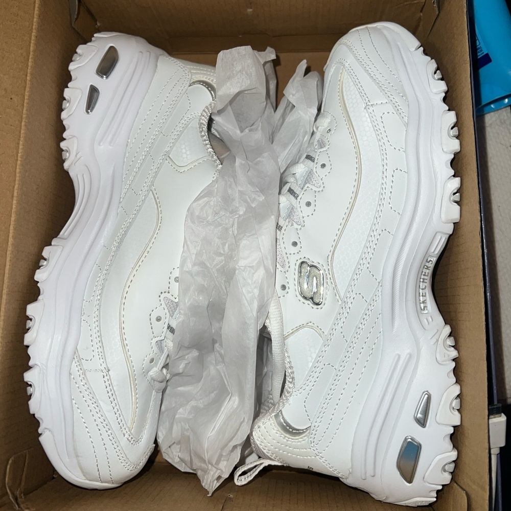 Skechers D’Lites White Sneakers
